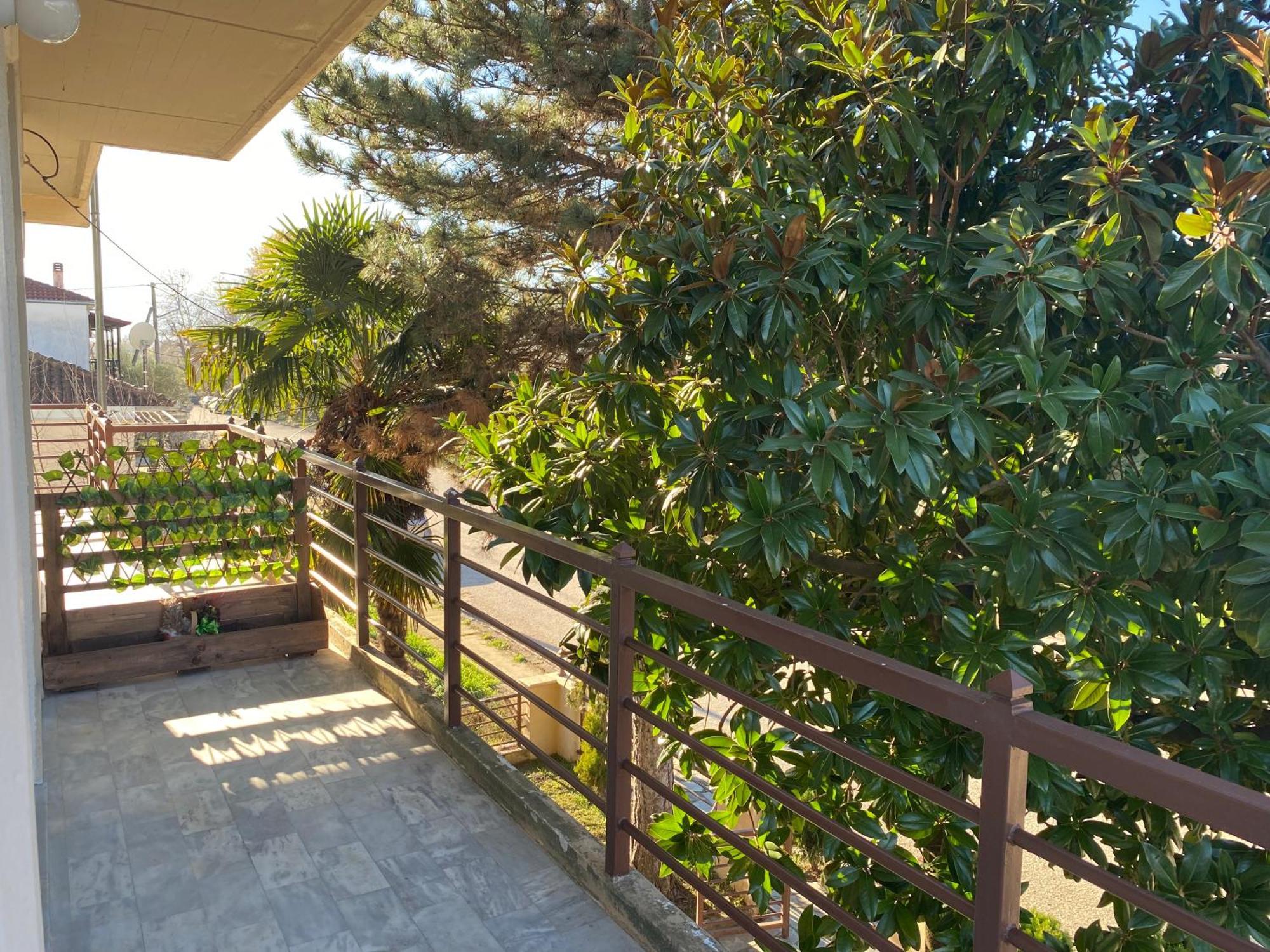 Family'S Home Trikala Екстериор снимка